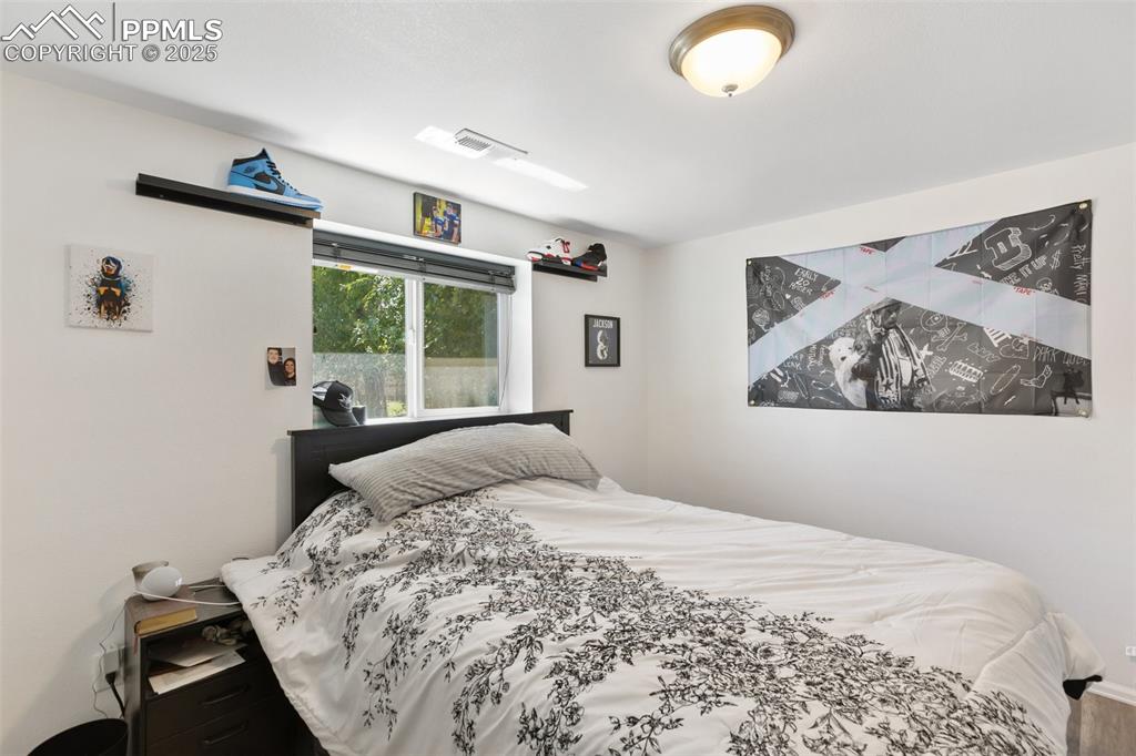 Image 30 of 39: Unit B