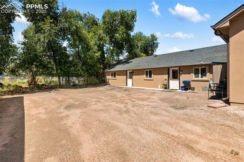 Image 36 of 39: Back of Structure