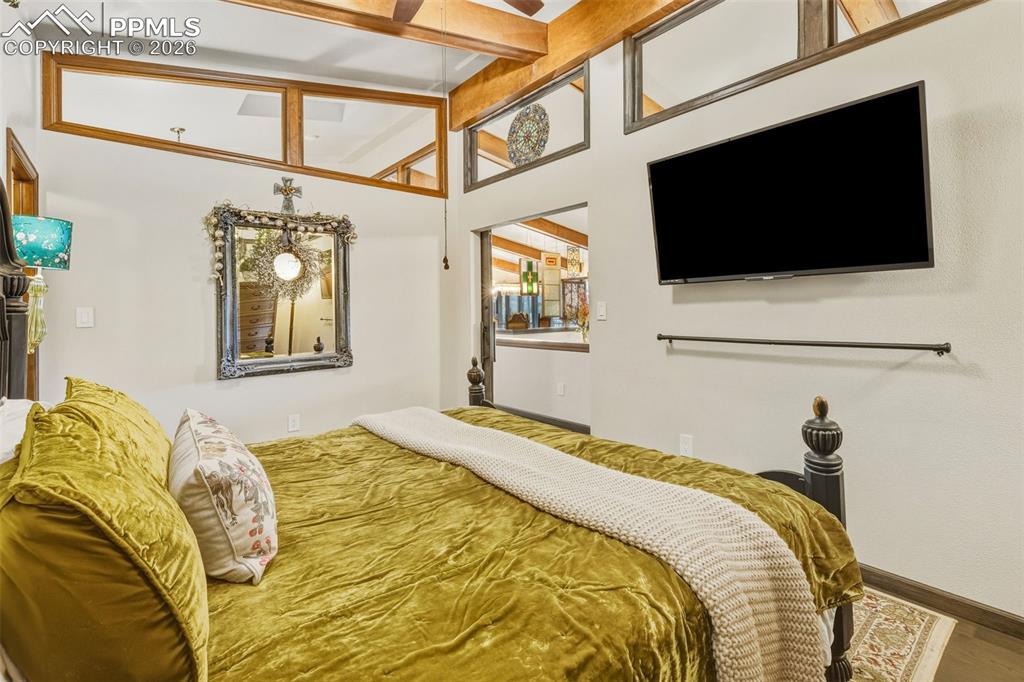 Image 20 of 46: Bedroom