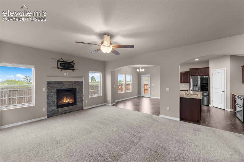 Image 12 of 50: Living Room