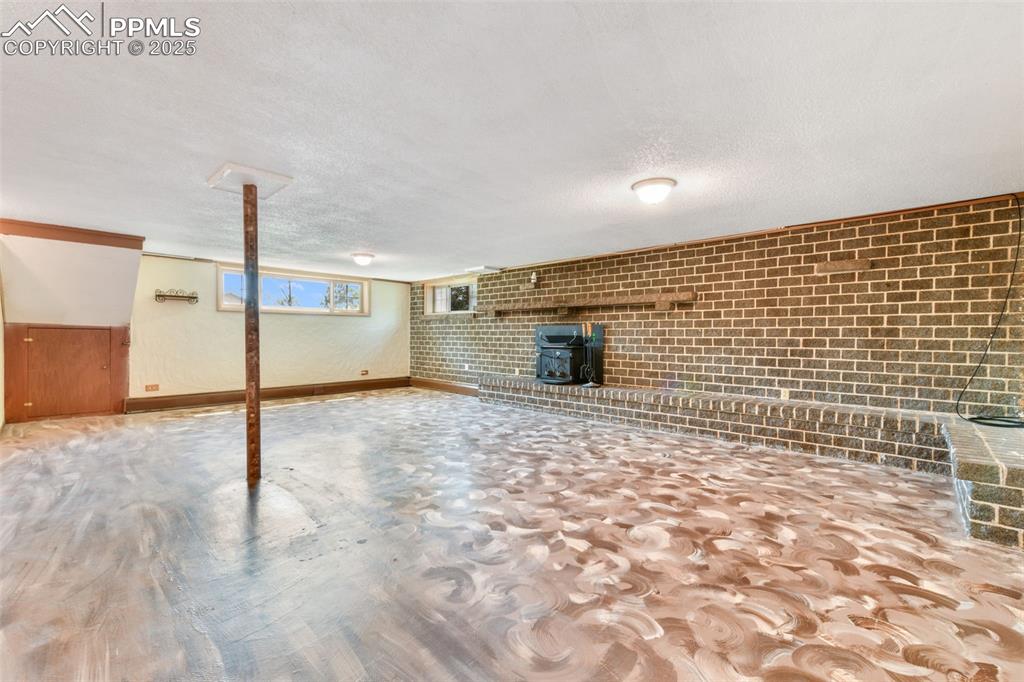 Image 25 of 50: Basement