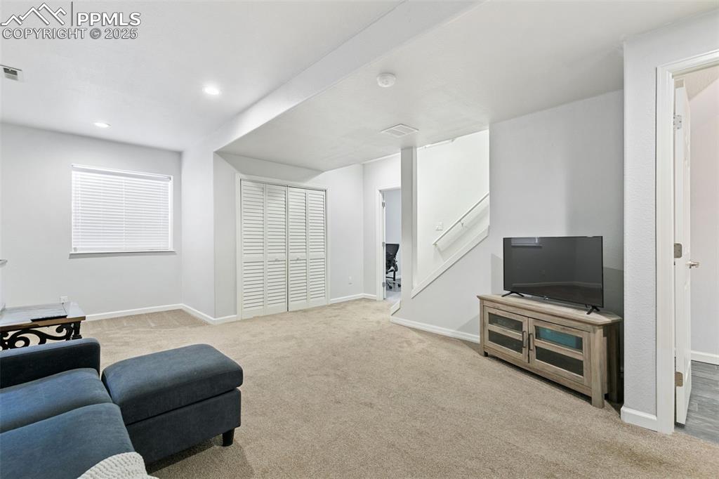 Image 39 of 50: No Description Available