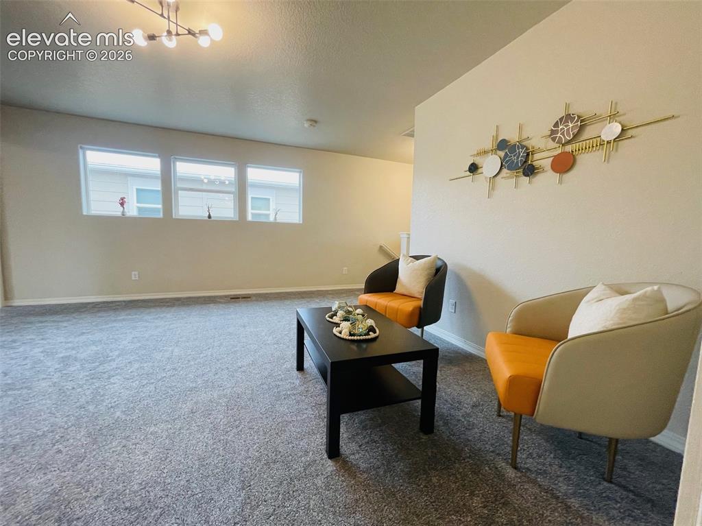 Image 42 of 46: Sitting Room