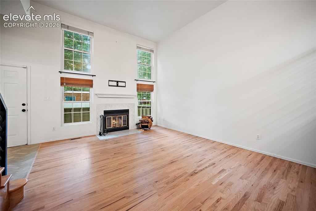 Image 11 of 47: Living Room