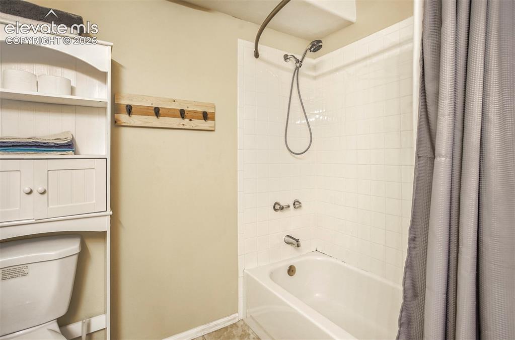 Image 44 of 49: Bathroom