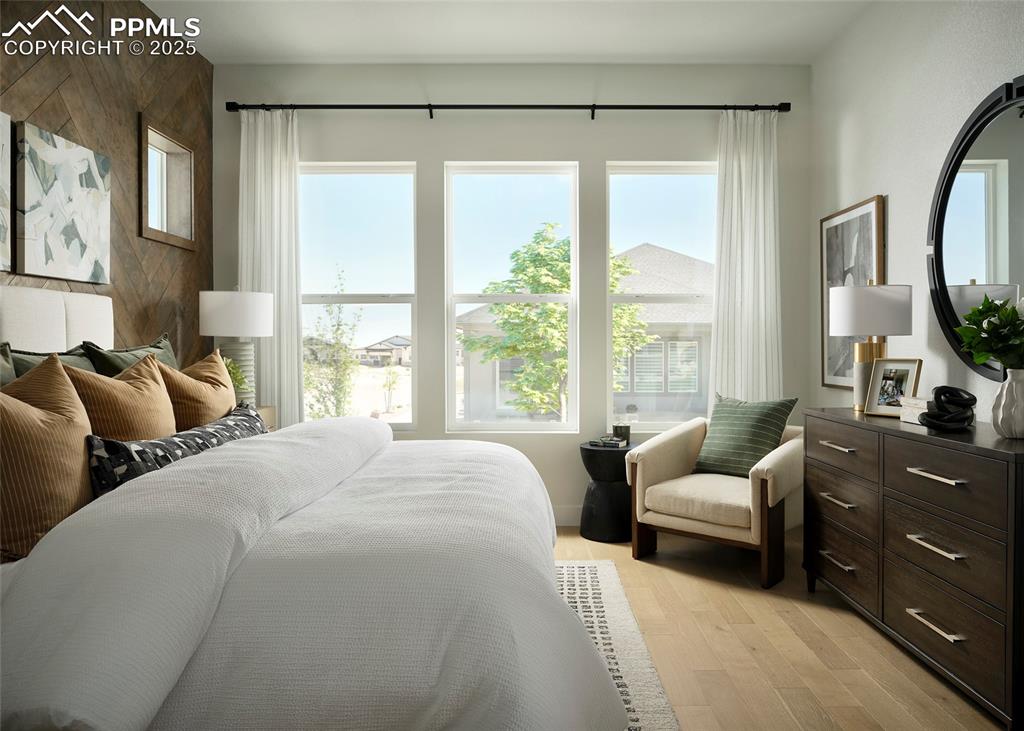 Image 8 of 18: Master Bedroom