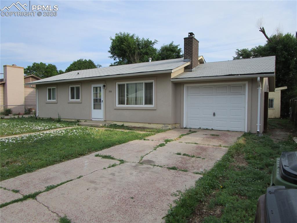 Image 11 of 14: Front of Structure