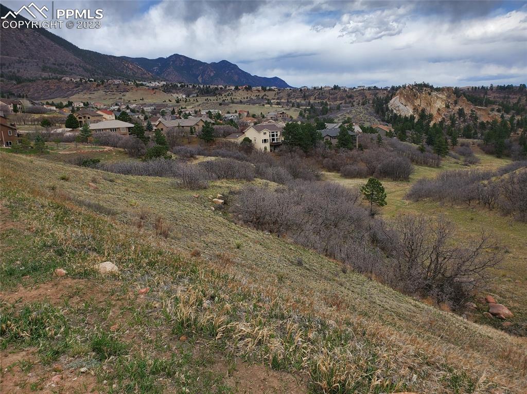 Image 2 of 6: No Description Available