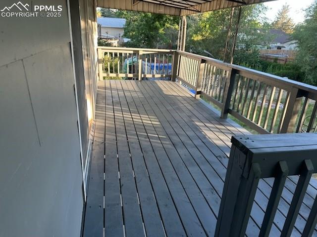 Image 42 of 44: Deck
