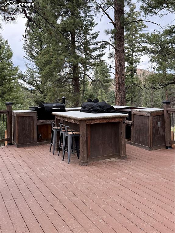 Image 13 of 34: Deck