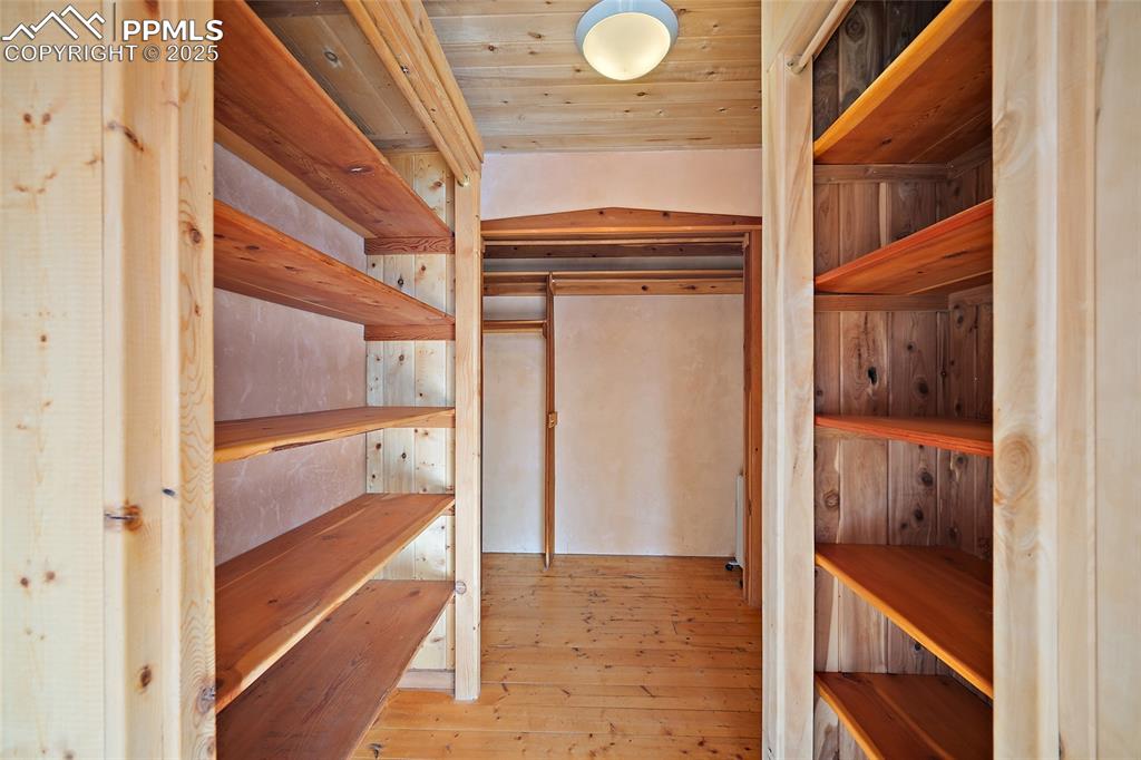 Image 20 of 46: Storage