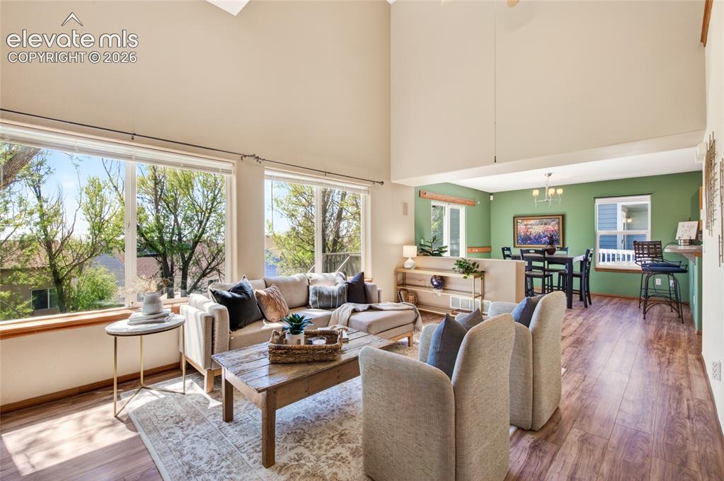 Image 3 of 42: Bright Living Room