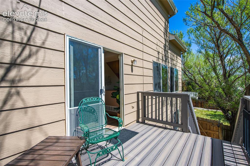 Image 39 of 42: Deck