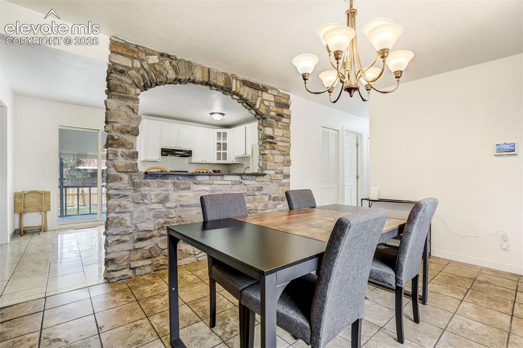 Image 5 of 46: Dining Area