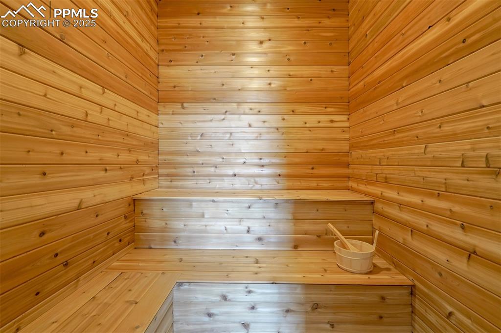 Image 30 of 50: Sauna in the gym.
