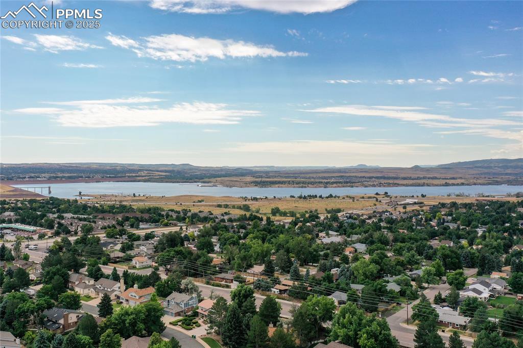 Image 5 of 50: Minutes away from Chatfield State Park and Reservoir 