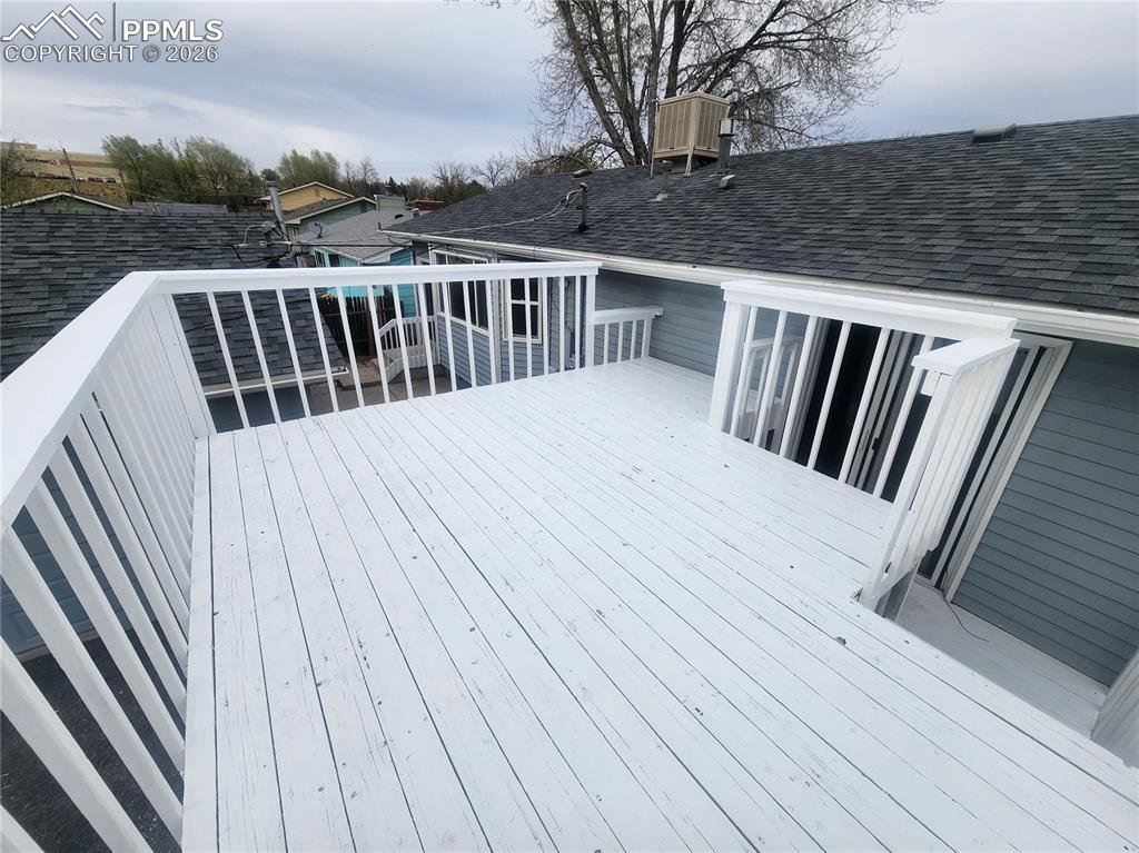 Image 15 of 15: Bedroom