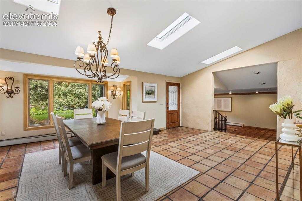 Image 12 of 42: Dining Room