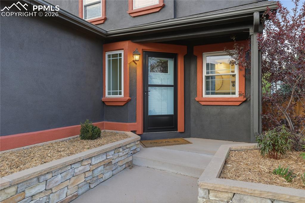 Image 40 of 46: Entry