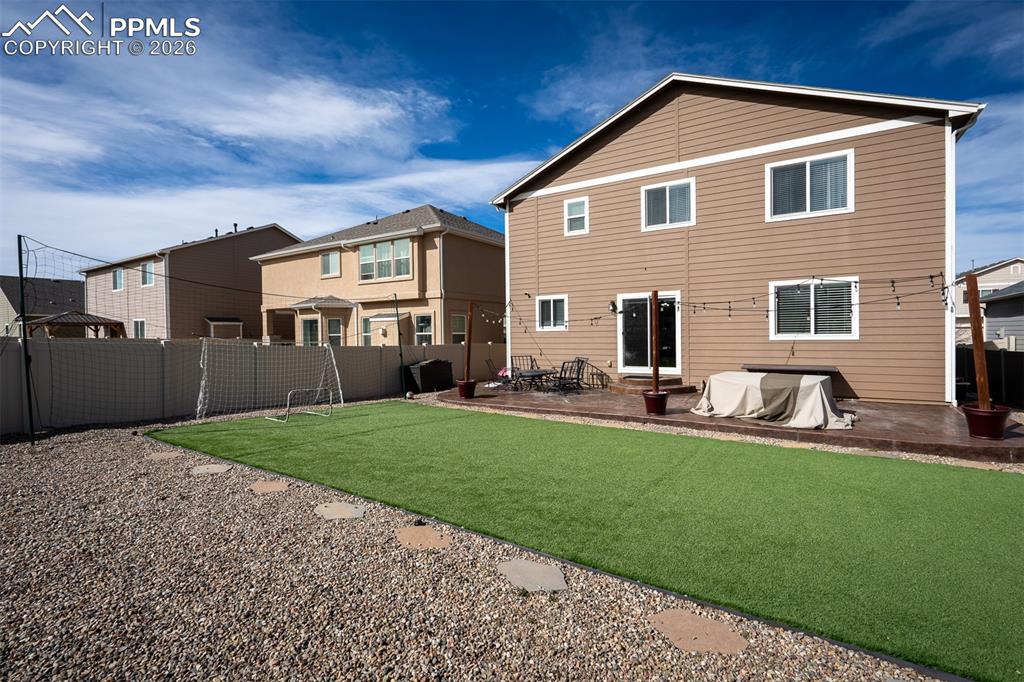 Image 37 of 50: Back of Structure