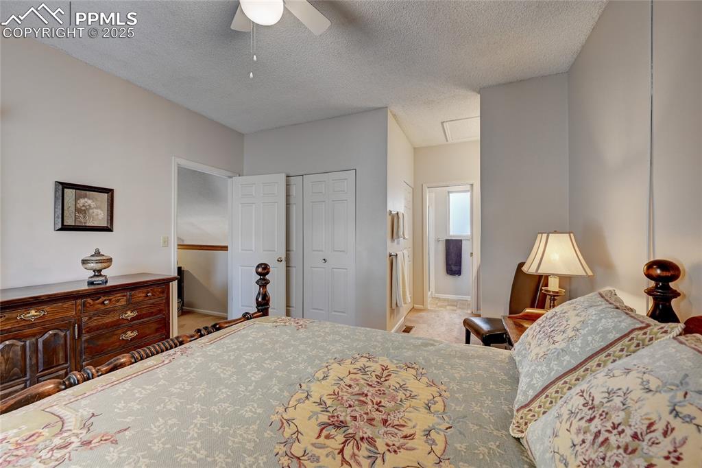 Image 17 of 35: MAIN FLOOR