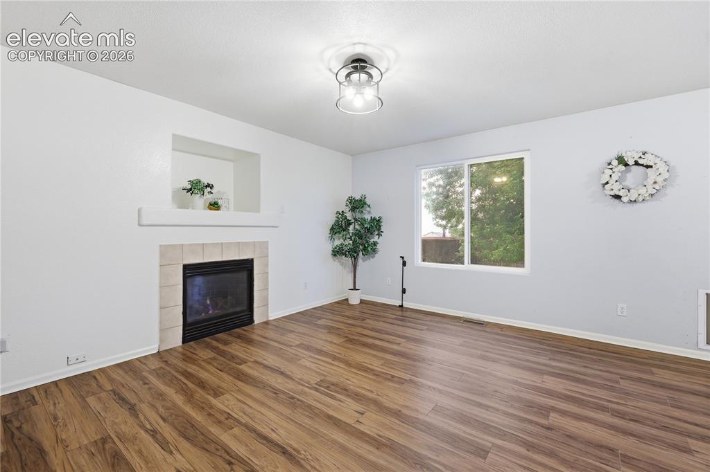 Image 11 of 38: Living Room
