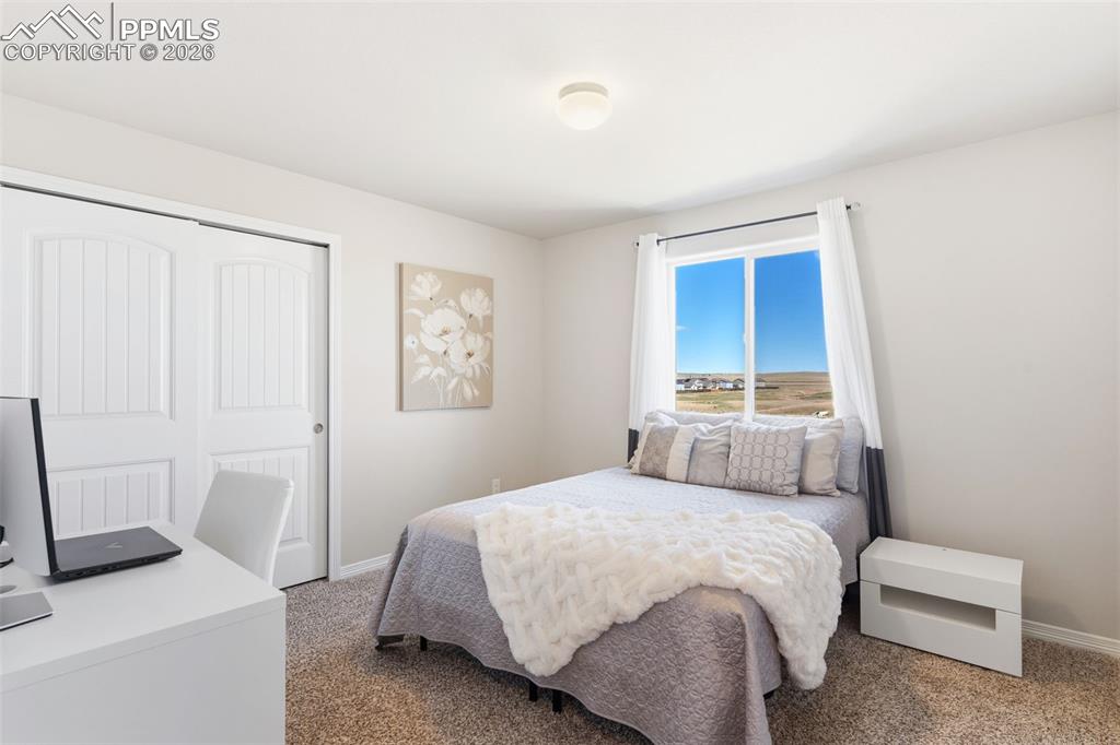 Image 33 of 48: Bedroom