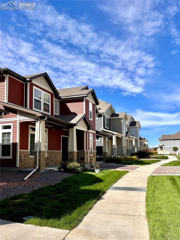 Image 4 of 37: Front of Structure