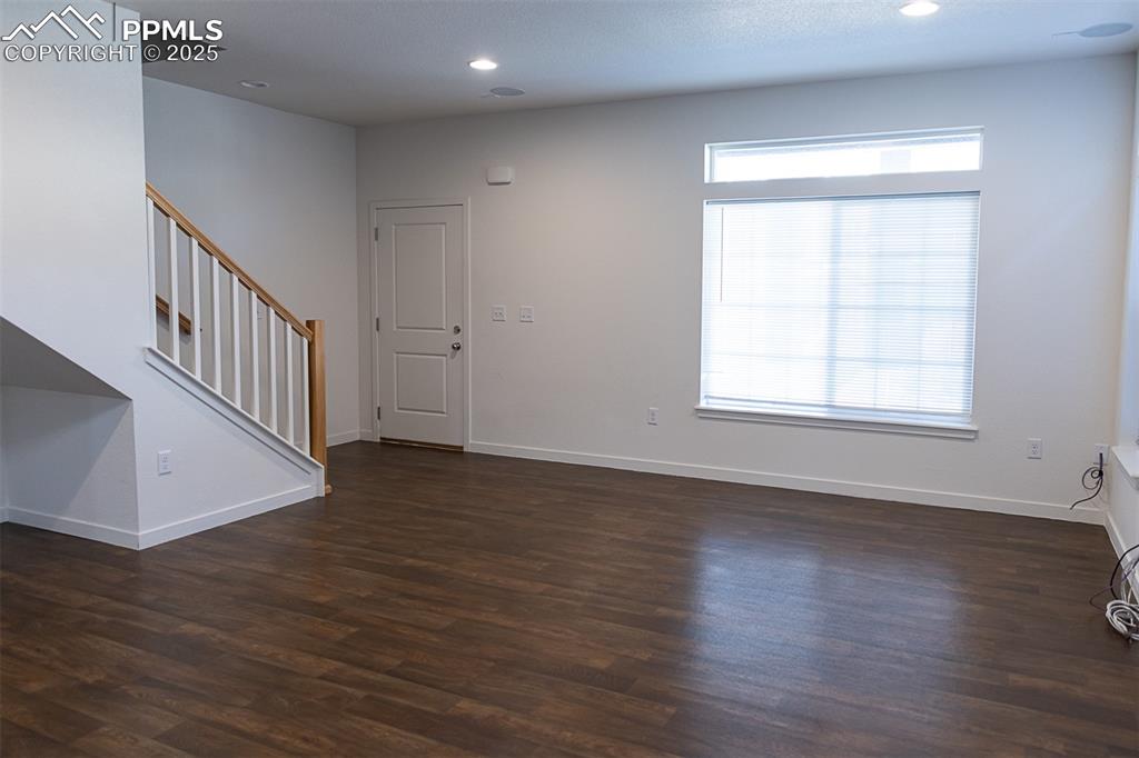 Image 8 of 37: Great Room