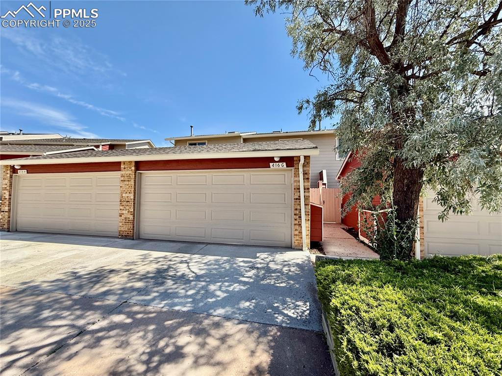 Image 26 of 27: Front of Structure