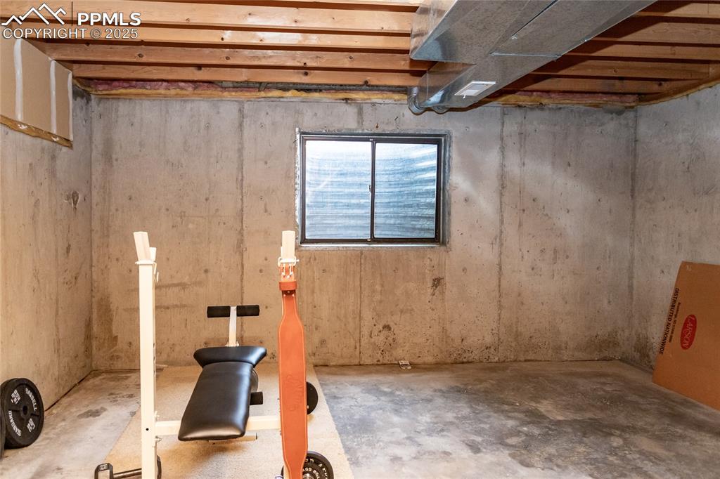 Image 27 of 35: Basement