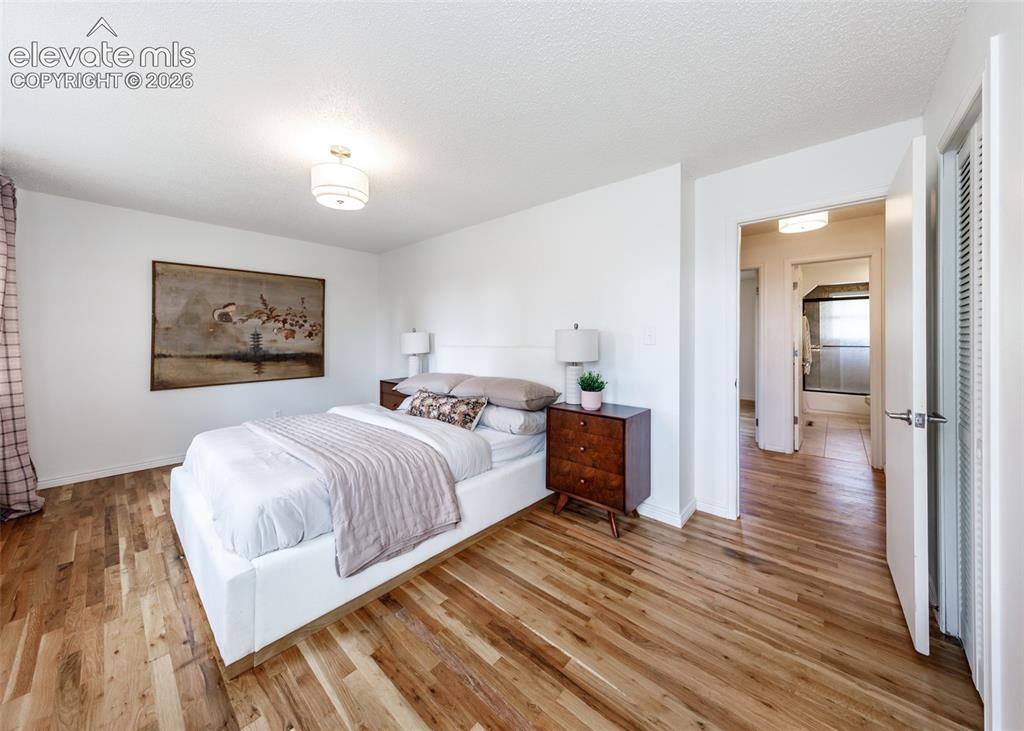 Image 15 of 43: Bedroom