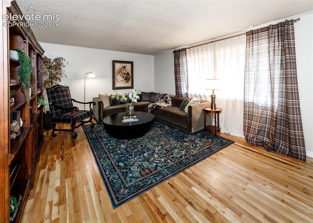 Image 5 of 43: Living Room