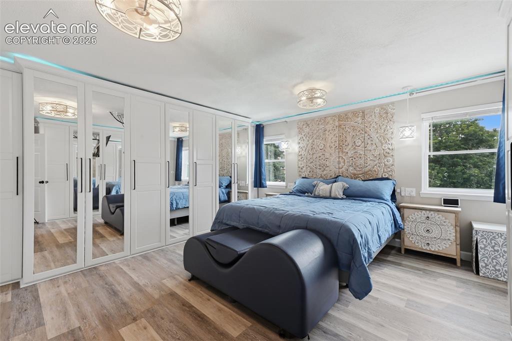 Image 16 of 43: Bedroom