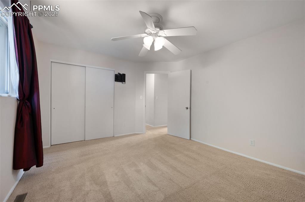 Image 25 of 47: Master Bedroom