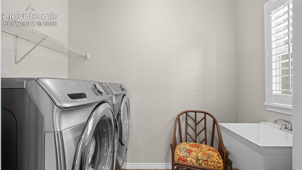 Image 17 of 44: Laundry