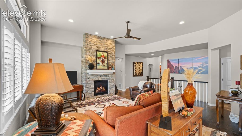 Image 8 of 44: Living Room