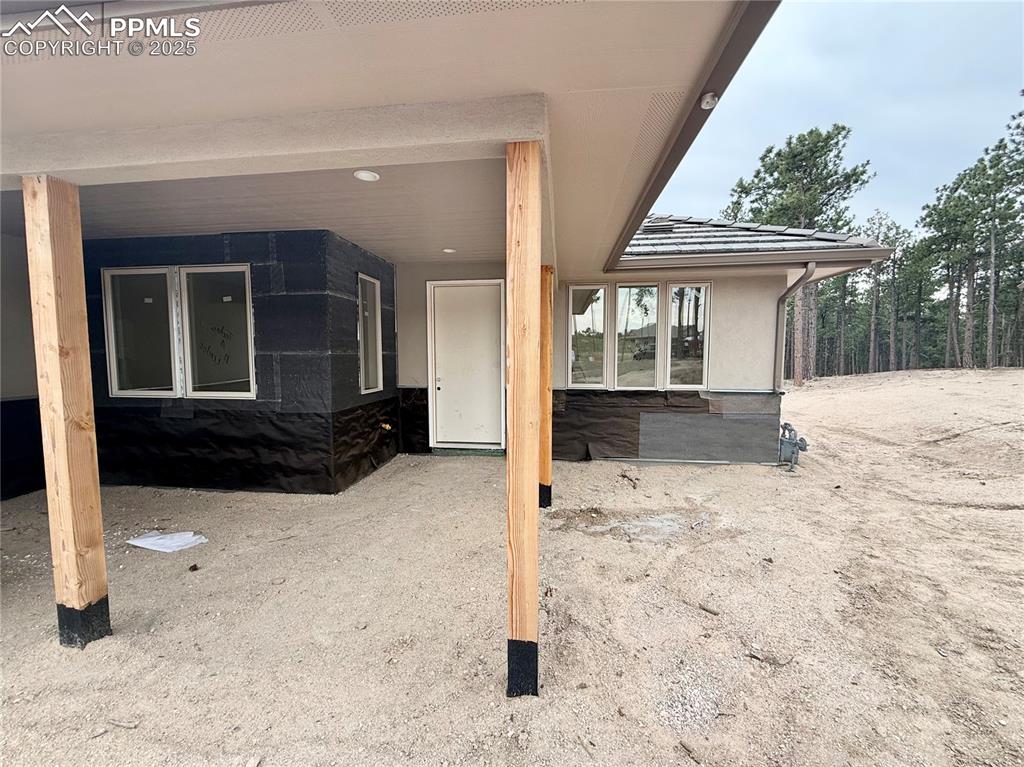 Image 4 of 18: Covered Front Patio