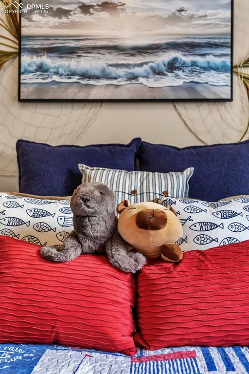 Image 25 of 50: main level