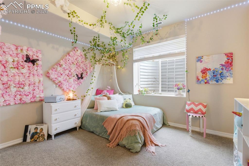 Image 37 of 50: Sitting Room