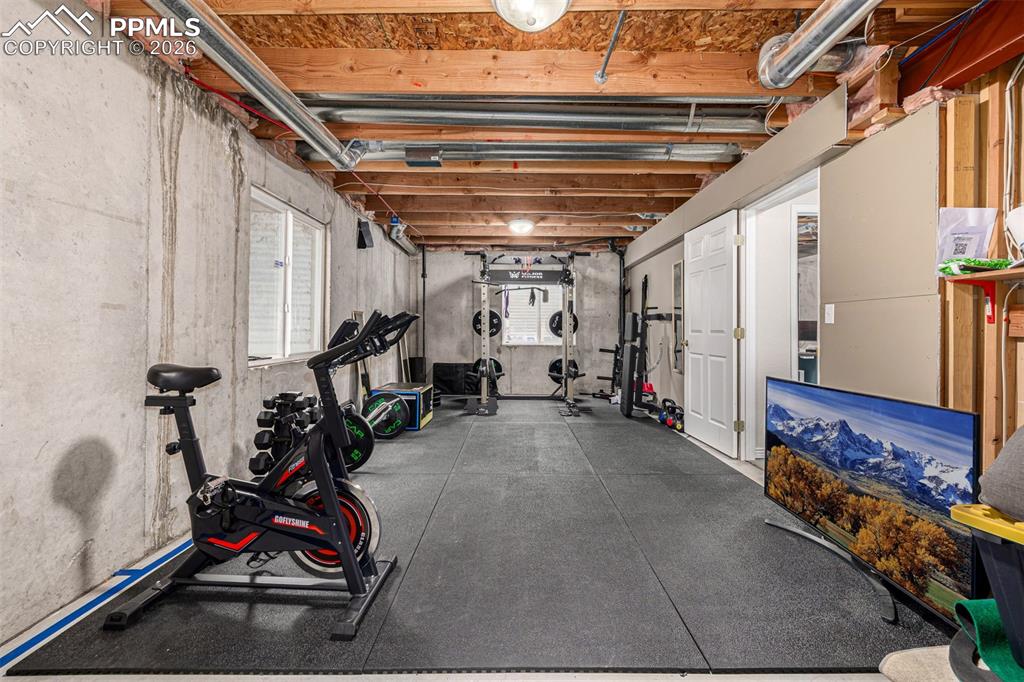 Image 39 of 50: Exercise Room