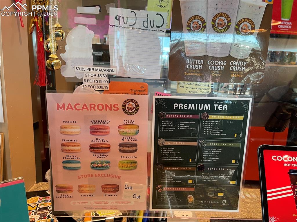 Image 9 of 12: Detailed view