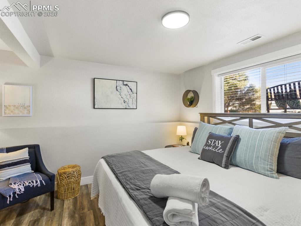 Image 23 of 39: Bedroom