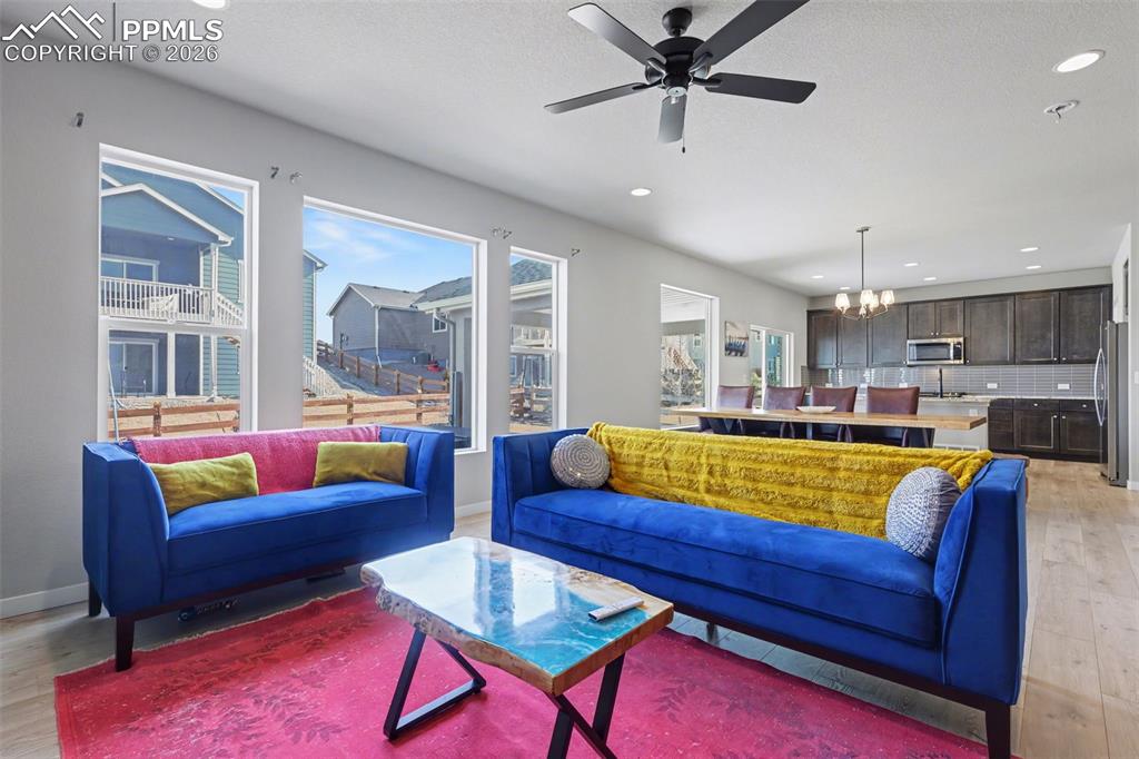 Image 14 of 45: Living Room