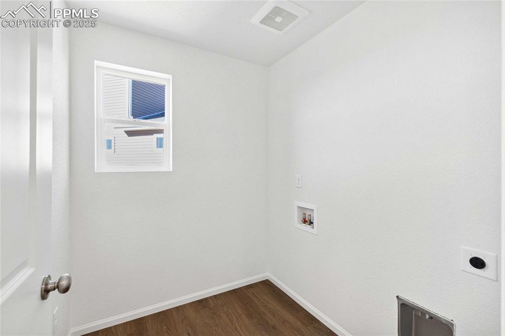 Image 11 of 26: Photos of model home