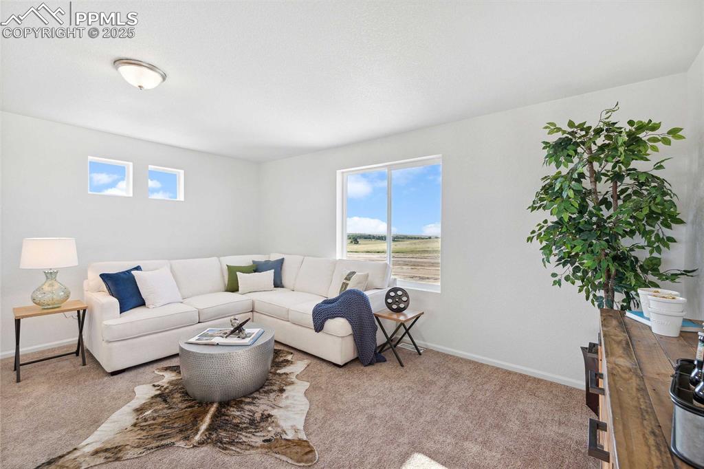 Image 24 of 26: Photos of model home