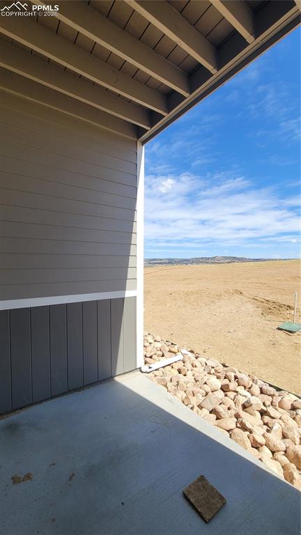 Image 10 of 39: Junior Suite Private Patio! 