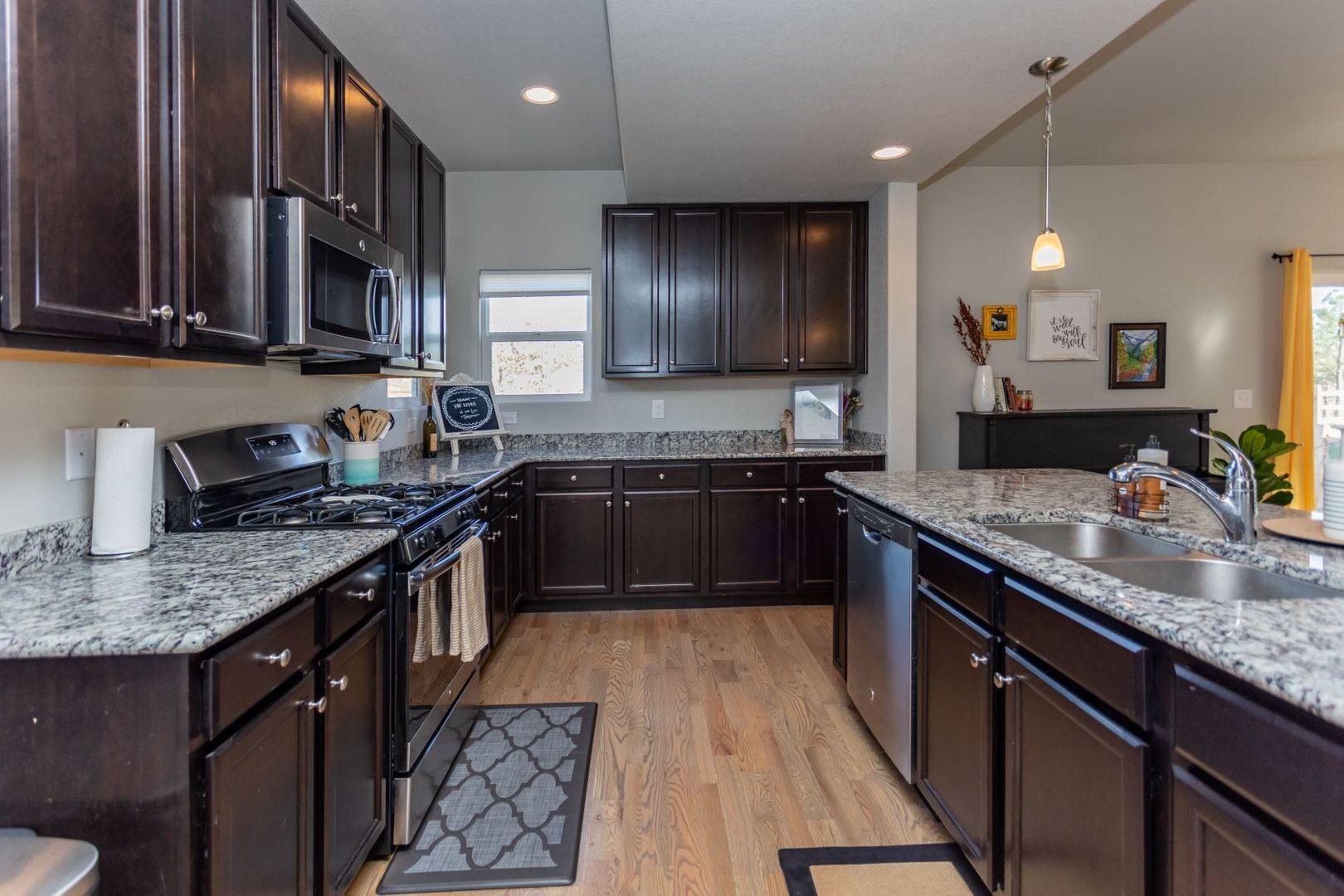 Image 11 of 44: No Description Available