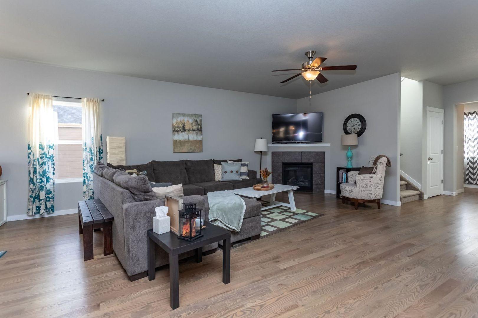 Image 17 of 44: No Description Available