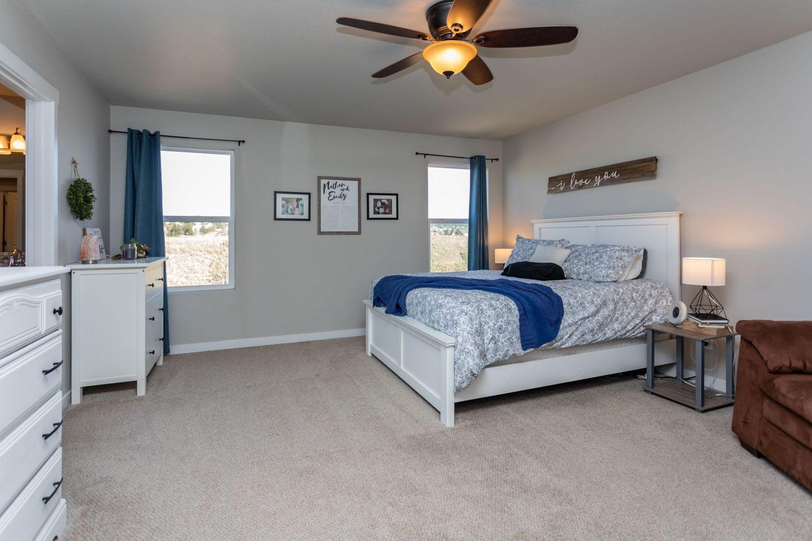 Image 29 of 44: No Description Available